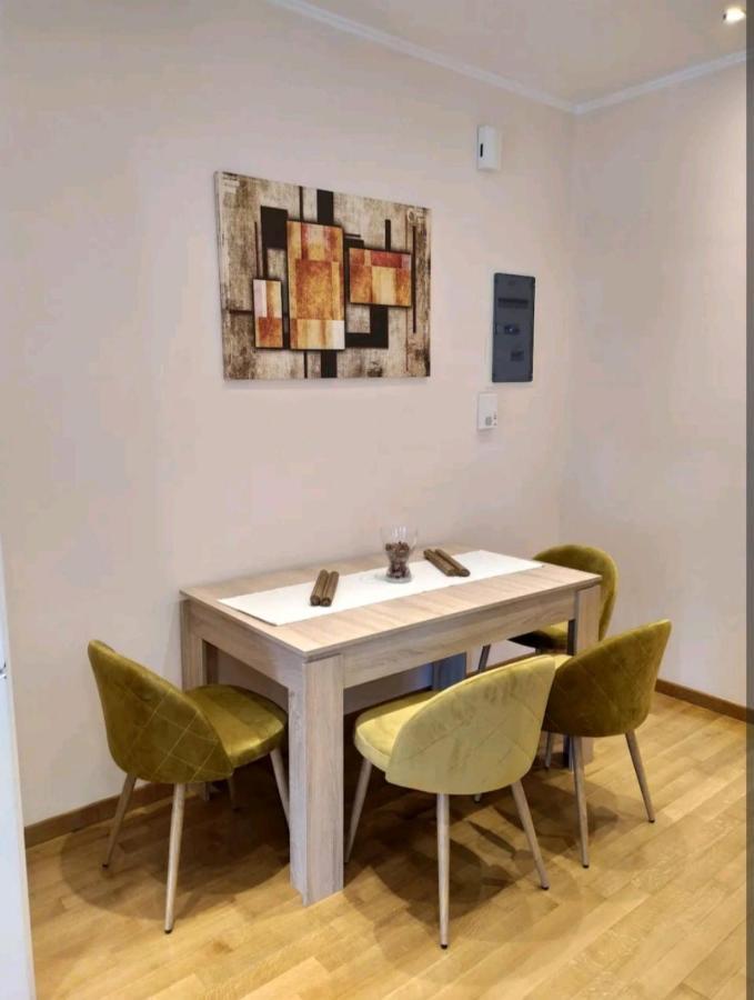 אתונה Stylish -Modern Apartment Heart Of Marousi מראה חיצוני תמונה